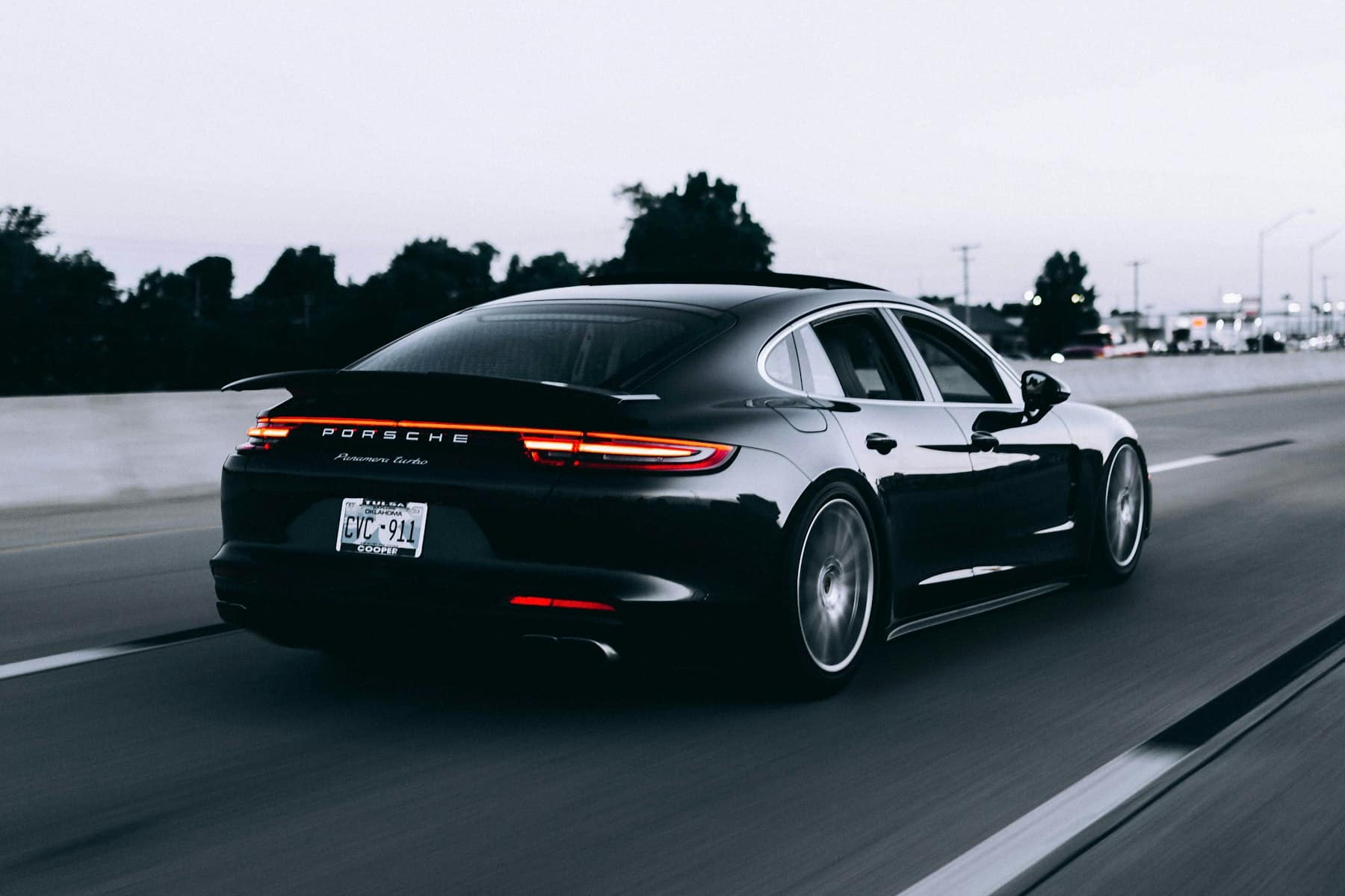 FINANCING & INSURANCE